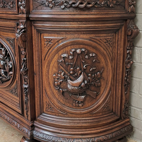 Hunt/Black Forest Furniture